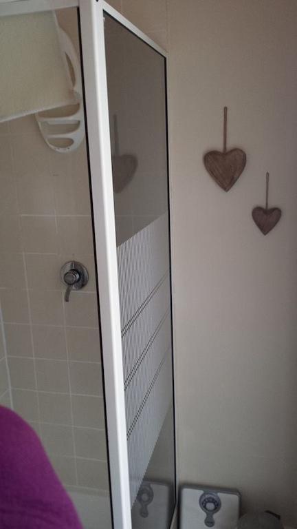 ブラックプール The Carleeゲストハウス 部屋 写真